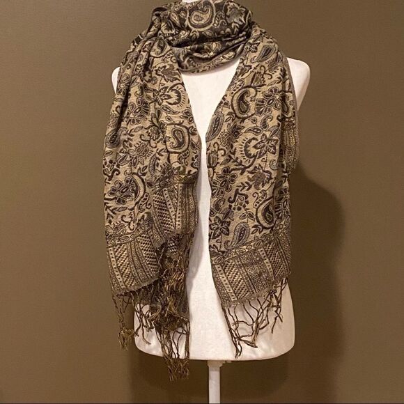 Paisley Pashmina Fringe 72” Long  27” Wide Scarf - Picture 5 of 7